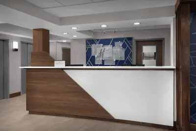 Photo 3 - Holiday Inn Express Washington DC - BW Parkway by IHG
