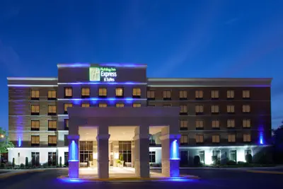 Photo 2 - Holiday Inn Express Hotel and Suites Laurel by IHG