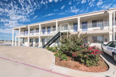 Photo 2 - Motel 6 Wichita Falls, TX - North