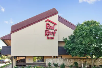 Photo 2 - Red Roof Inn Canton