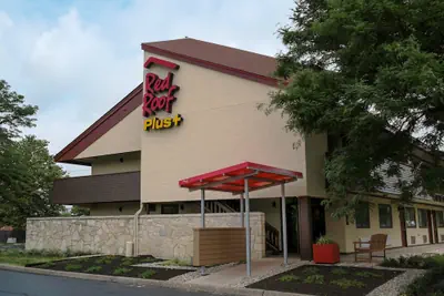 Photo 2 - Red Roof Inn PLUS+ Philadelphia Airport