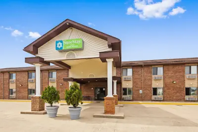 Photo 2 - SureStay Hotel by Best Western Greenville