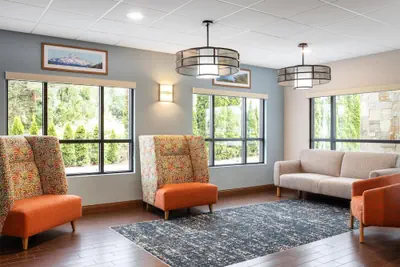 Photo 3 - Hampton Inn Portland East