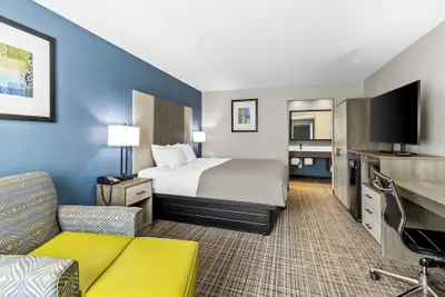Photo 5 - Quality Inn & Suites Florence Civic Center