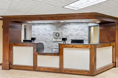 Photo 3 - Quality Inn & Suites Florence Civic Center