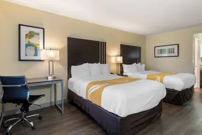Photo 5 - Quality Inn & Suites Camarillo - Oxnard