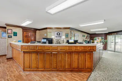 Photo 3 - Quality Inn Eureka Springs South