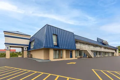 Photo 2 - Days Inn by Wyndham Harrisonburg