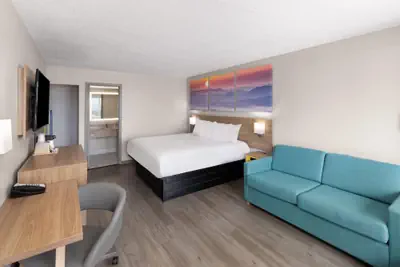 Photo 5 - Days Inn by Wyndham Harrisonburg