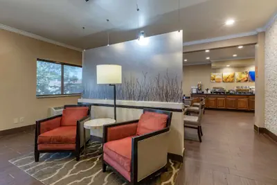 Photo 3 - Comfort Inn & Suites Waterloo - Cedar Falls