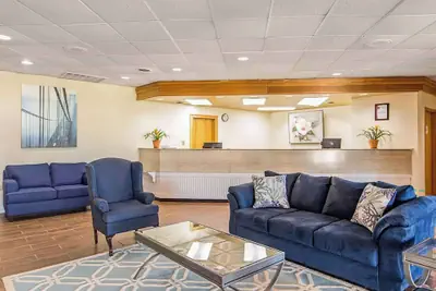 Photo 4 - Ramada by Wyndham Santee I-95