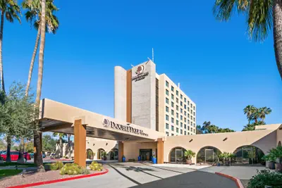 Photo 2 - DoubleTree by Hilton Tucson - Reid Park