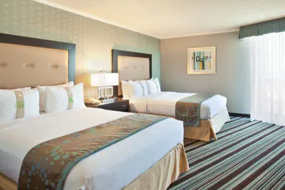 Photo 5 - Holiday Inn Long Beach Airport Hotel and Conference Center by IHG
