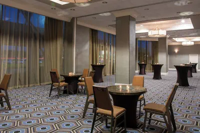 Photo 5 - Sheraton Mission Valley San Diego Hotel