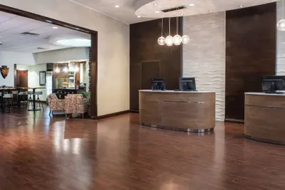 Photo 3 - Sheraton Oklahoma City Downtown Hotel