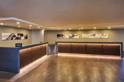 Photo 5 - Doubletree by Hilton Newark - Fremont