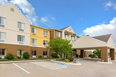 Photo 2 - Quality Inn Kearney South