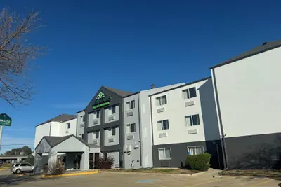 Photo 2 - Wingate by Wyndham Sioux City