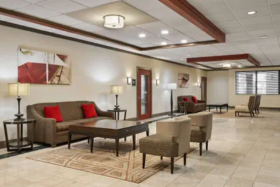 Photo 2 - Best Western Plus Milwaukee Airport Hotel & Conference Ctr