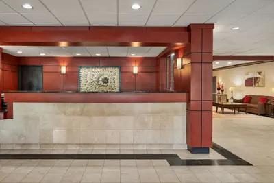 Photo 3 - Best Western Plus Milwaukee Airport Hotel & Conference Ctr