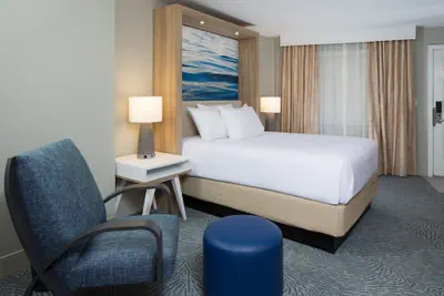 Photo 5 - Crowne Plaza Melbourne - Oceanfront by IHG
