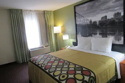 Photo 5 - Super 8 by Wyndham New Cumberland