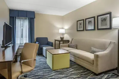 Photo 5 - Comfort Inn & Suites Newark - Wilmington