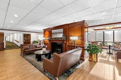 Photo 4 - Comfort Inn & Suites Newark - Wilmington