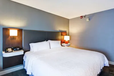 Photo 5 - Hampton Inn Cincinnati Airport South