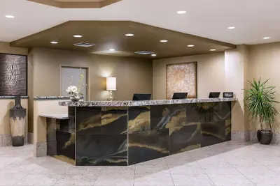Photo 3 - DoubleTree by Hilton Madison Downtown