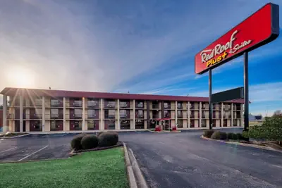 Photo 2 - Red Roof Inn PLUS+ Huntsville - Madison