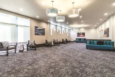 Photo 2 - La Quinta Inn & Suites by Wyndham Glenwood Springs