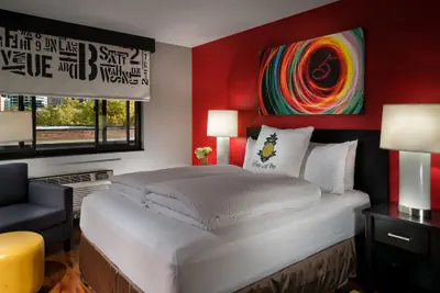 Photo 2 - Staypineapple, Hotel FIVE, Downtown Seattle