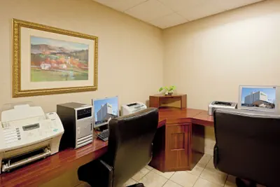 Photo 2 - Holiday Inn Portland-By the Bay by IHG