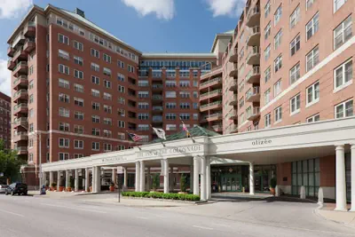 Photo 2 - Inn at the Colonnade Baltimore - a DoubleTree by Hilton