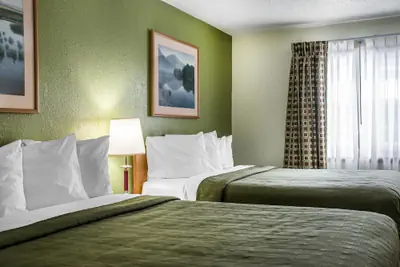 Photo 5 - Hudson Inn & Suites