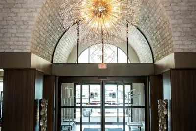 Photo 2 - Embassy Suites by Hilton Chicago Schaumburg Woodfield