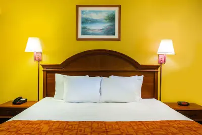 Photo 4 - Howard Johnson by Wyndham Panama City