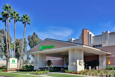 Photo 2 - Holiday Inn Hotel & Suites Anaheim by IHG