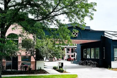 Photo 2 - Best Western University Inn