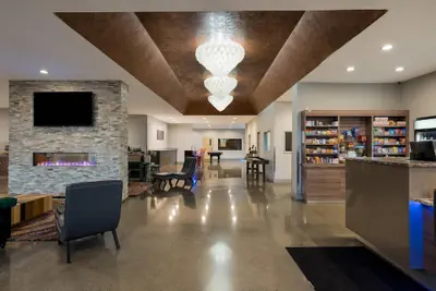 Photo 3 - Richland Riverfront Hotel and Conference Center, Ascend Hotel Collection