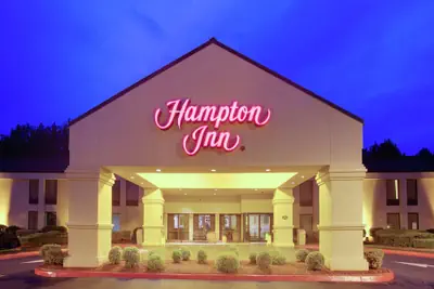 Photo 2 - Hampton Inn by Hilton Chester South