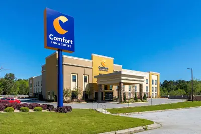 Photo 2 - Comfort Inn & Suites Macon West