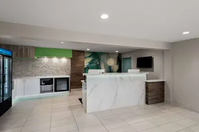 Photo 3 - Wyndham Garden Ankeny/Des Moines