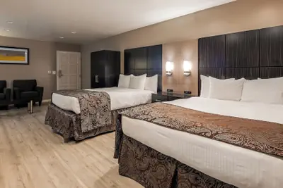 Photo 5 - SureStay Plus by Best Western Santa Clara Silicon Valley