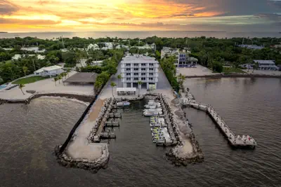 Photo 2 - Hadley Resort and Marina