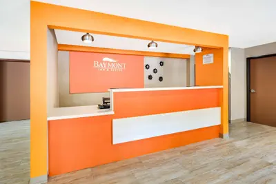 Photo 3 - Baymont by Wyndham Plano
