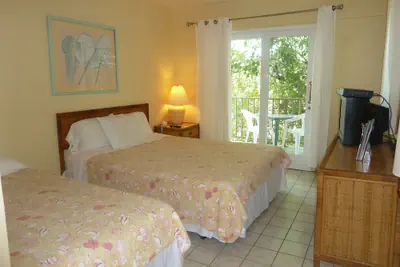 Photo 5 - Galleon House Hotel