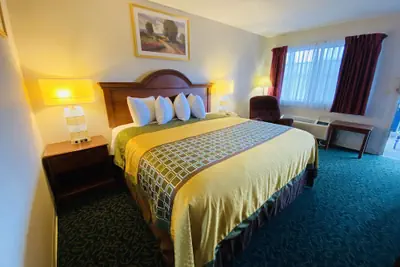 Photo 3 - Harrisonville Inn & Suites