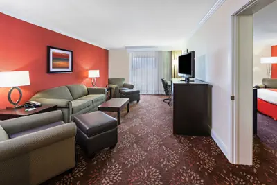 Photo 5 - Holiday Inn Tyler-Conference Center by IHG